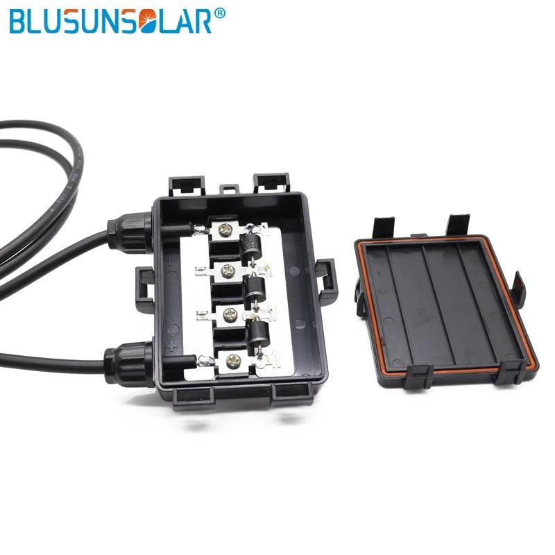 10 Pcs/lot Hot Sale 4 Ways Solar PV Junction Box Waterproof IP65 with 4.0mm2 Cable and 4 Diodes for Solar Panel XH0196