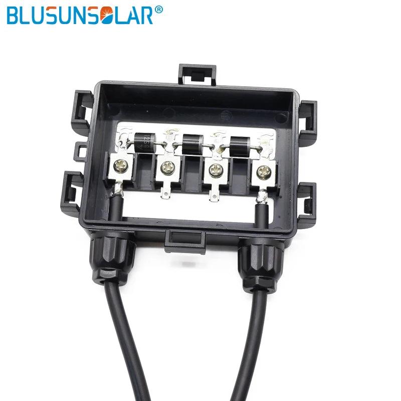 10 Pcs/lot Hot Sale 4 Ways Solar PV Junction Box Waterproof IP65 with 4.0mm2 Cable and 4 Diodes for Solar Panel XH0196